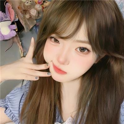 她的伪装